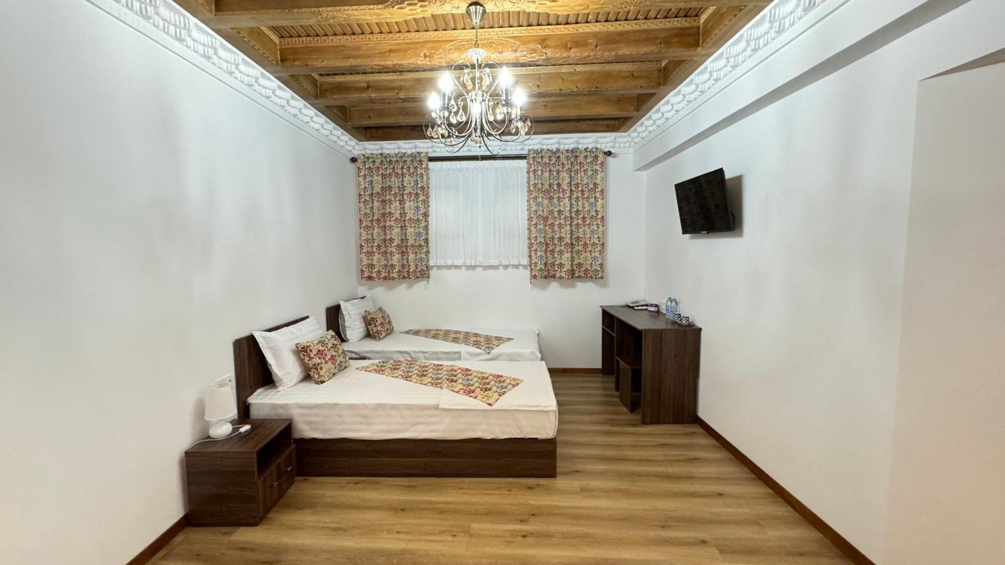 Mahbubakhon Guest House In Old City Bukhara Exterior photo